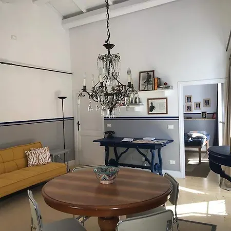 La Piazza *