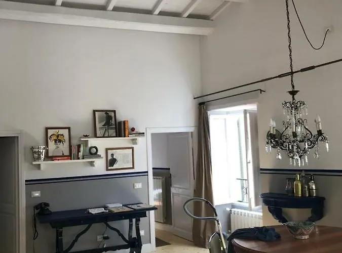 La Piazza Cantalupo in Sabina